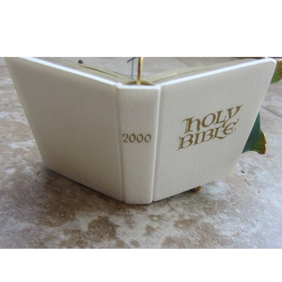 *MUST BUNDLE* Hallmark 2000 Jonah and the Great Fish Christmas Ornament - Picture 2 of 3